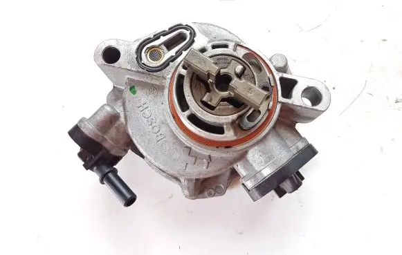 Citroen C5 Aircross Vacuum pump 9804021880