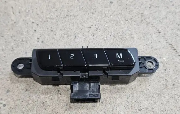 Volvo XC90 Seat memory switch 31376461