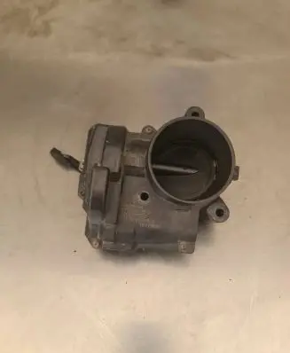 Peugeot 207 CC Throttle valve 7576697 A2C53279370