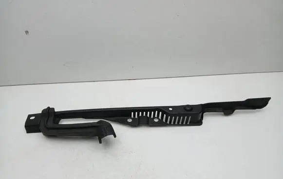 Volvo V60 Engine bonnet/hood lock trim molding 31479547 31479335