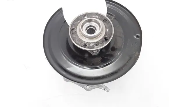 Volvo XC40 Rear wheel hub 32221149