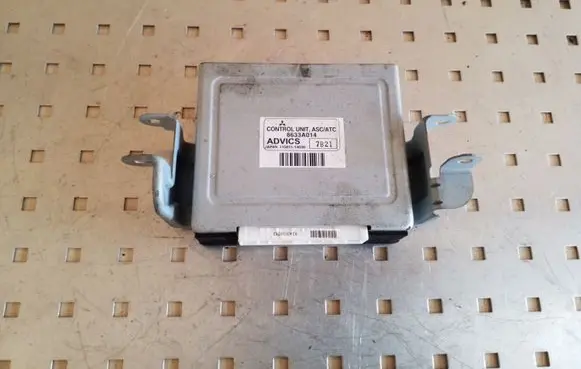 Mitsubishi Pajero ASC control unit/module 8633A014