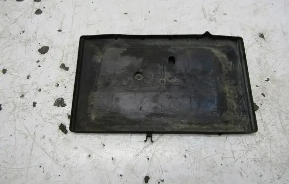 Toyota RAV 4 (XA40) Battery bracket 1111