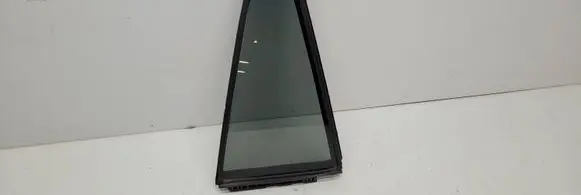 Toyota RAV 4 (XA50) Rear vent window glass 6818942070