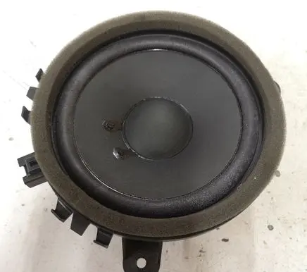 Volvo V40 Front door speaker 30657445