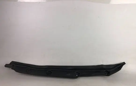 Audi e-tron Fender end trim 4KE821112