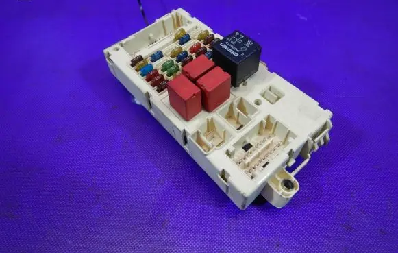 Fiat Stilo Fuse box set 51711819