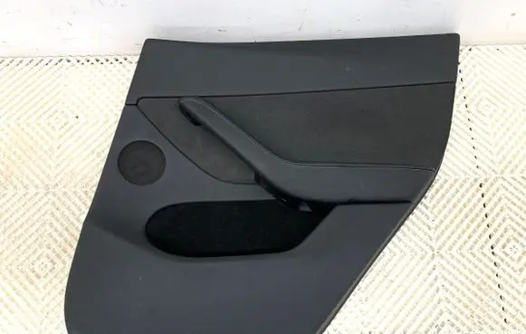 Tesla Model Y Coupe rear side trim panel P189729799B