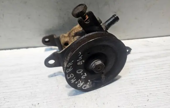 Nissan Sunny Power steering pump 4911074N00
