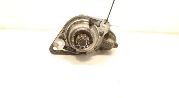 Volkswagen PASSAT B6 Starter motor 0001120410