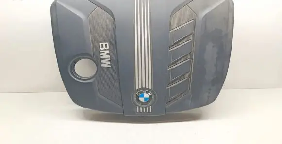 BMW 5 F10 F11 Engine cover (trim) 7802847 13717802847