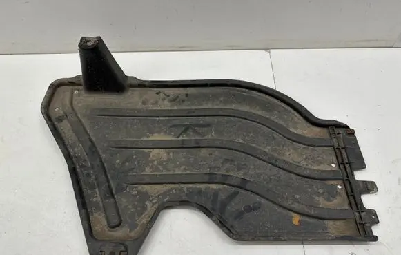 Volkswagen Golf Sportsvan Rear bumper underbody cover/under tray 5Q0825206M