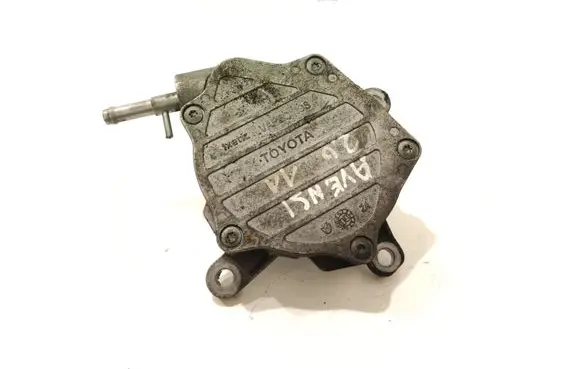 Toyota Avensis T270 Vacuum pump