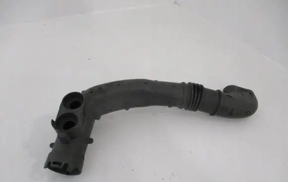 Air intake hose/pipe