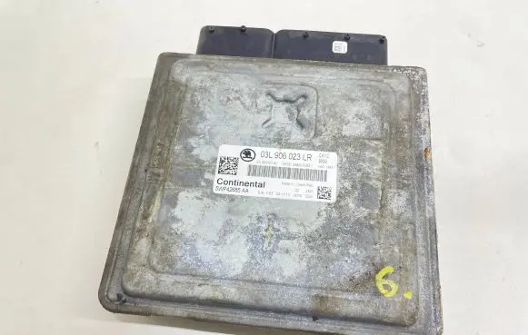 Skoda Octavia Mk2 (1Z) Engine control unit/module 03L906023LR 03L906023JH