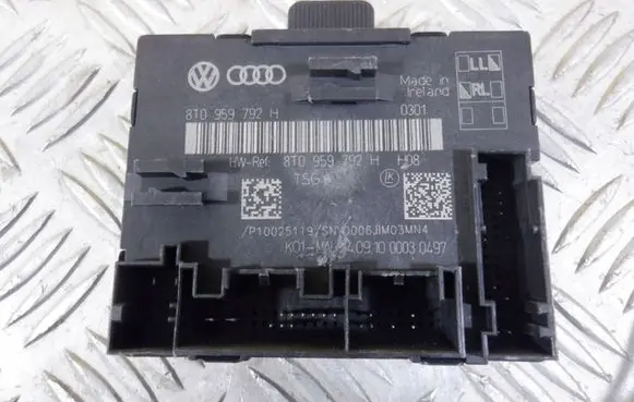 Audi A5 8T 8F Door control unit/module 8T0959792H