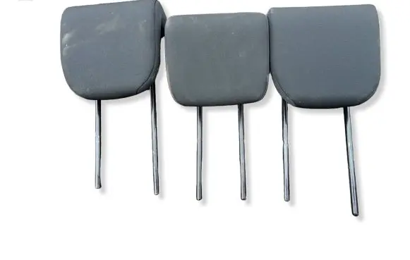Toyota Yaris Rear seat headrest 0000