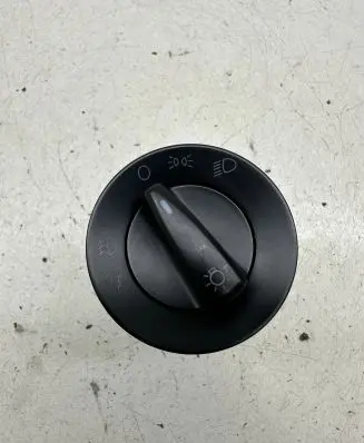 Seat Alhambra (Mk1) Light switch