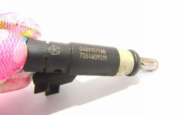 Jeep Patriot Fuel injector 04891577AB