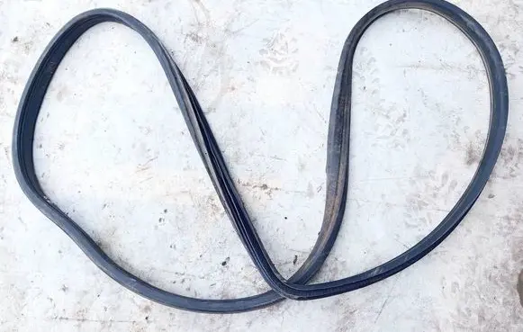Opel Astra H Rubber seal rear door 