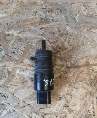 BMW X5 E70 Windscreen/windshield washer pump 693416001