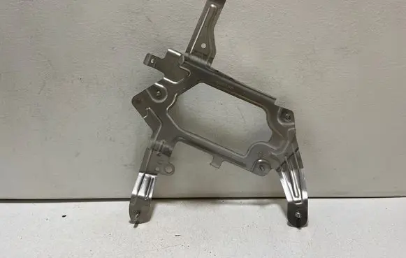 BMW i4 Sound amplifier holder/bracket 9865515