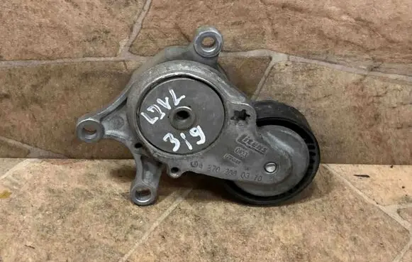 Mercedes-Benz GLA W156 X156 Generator/alternator belt tensioner A2702000370