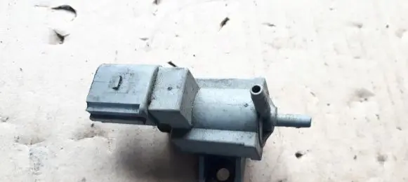 Audi A6 S6 C7 4G Turbo solenoid valve 079906283D