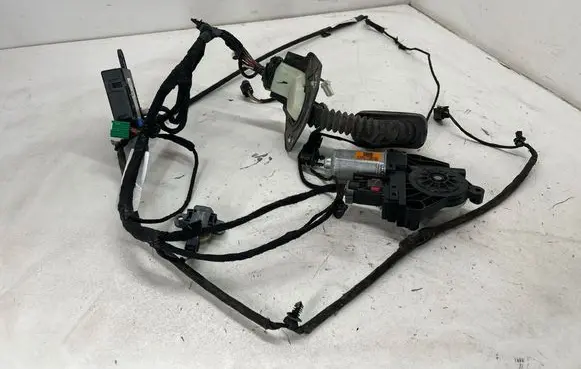 Dodge Durango Front door wiring loom 68251720AB 68270829AA 68316560AB
