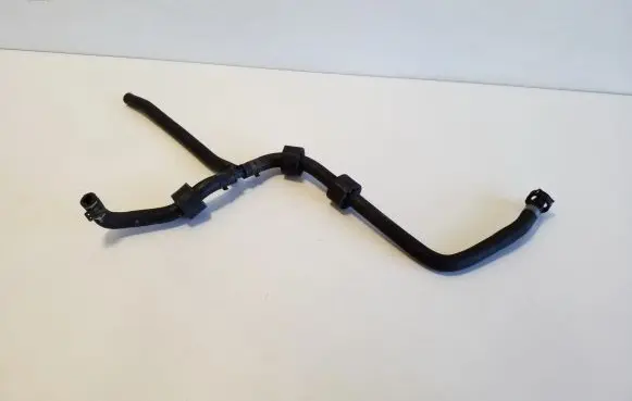 Audi Q3 8U Engine coolant pipe/hose 5N0122447T