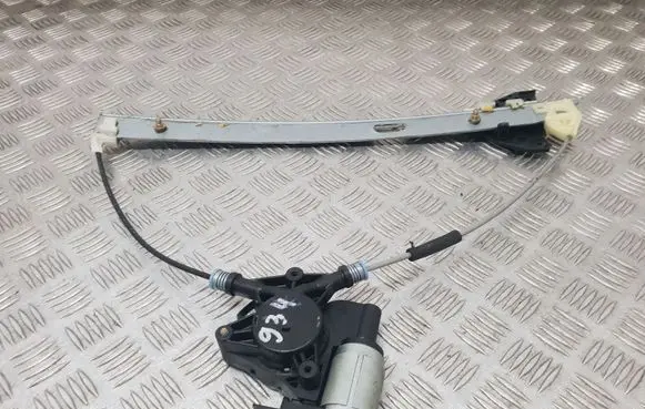 Mazda 3 I Front door window regulator with motor GJ6A5958X