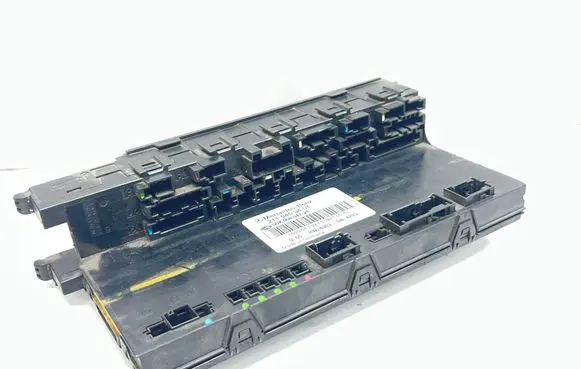 Mercedes-Benz E W211 Fuse module 2115453401 5DK00804721