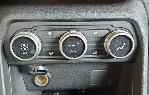 Dacia Sandero III Climate control/heater control trim 275006270R IMPRK1443061
