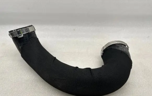 Intercooler hose/pipe