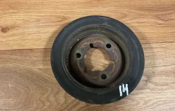 Peugeot 307 Crankshaft pulley 103112A