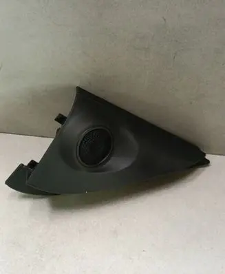 Mitsubishi Outlander Front door high frequency speaker 7221B587