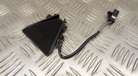 Lexus ES 250 - 300 - 330 Other control units/modules 8646133051