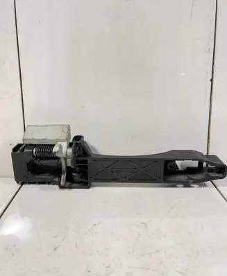 Nissan Qashqai Front door exterior handle/bracket 80611EB30B