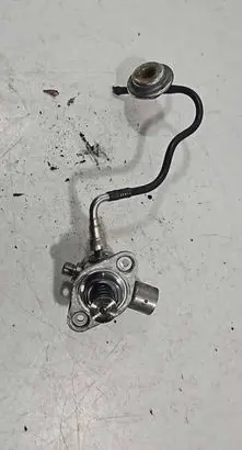 Ford Focus Fuel injection high pressure pump CM5G9D376GA 0261520095