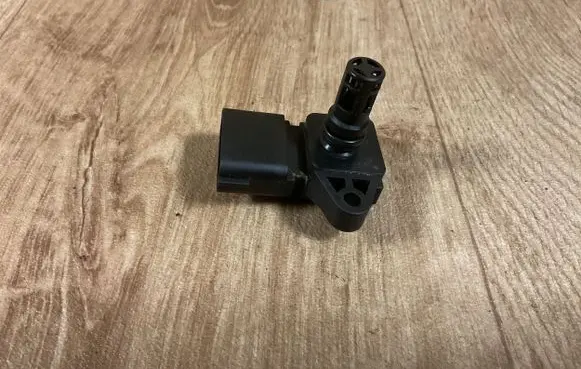 Nissan Micra Mass air flow meter PBTGF30
