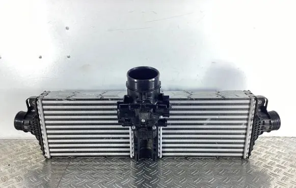 Porsche 911 992 Intercooler radiator 992145805C 0261232023
