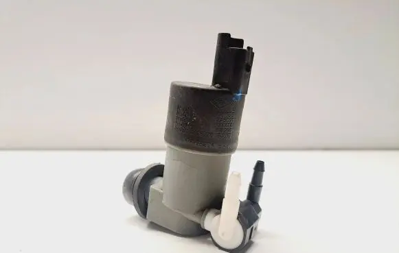 Nissan Qashqai Windscreen/windshield washer pump 28920BU010 194414 681155