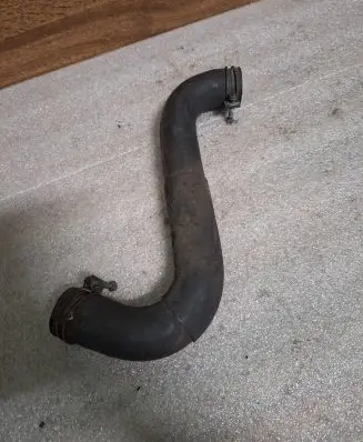 Subaru Legacy Coolant pipe/hose 
