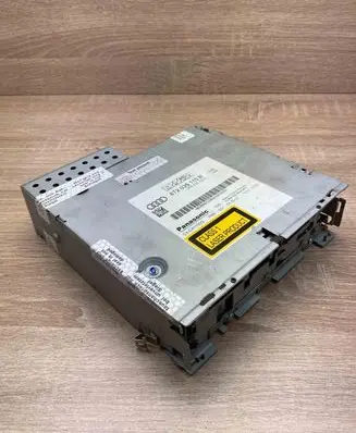 Audi A5 8T 8F Radio/CD/DVD/GPS head unit 8T2035110B 8T2035110A