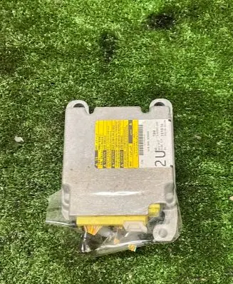 Toyota Avensis T250 Airbag control unit/module 8917005190 215955104 24770015LW