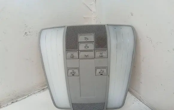 Mercedes-Benz E W212 Front seat light A2129064301 A2C53375087 00064784