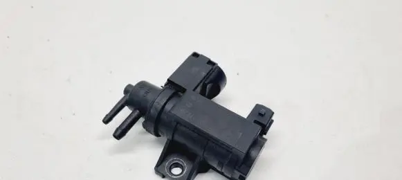 Vacuum valve
