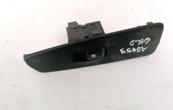 SsangYong Rexton Electric window control switch 8584008100 85840-08100