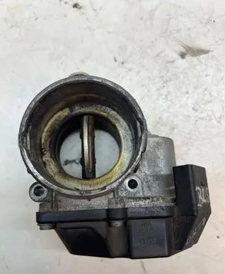 Volkswagen Touran I Throttle valve 03G128063A