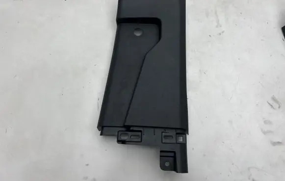 Ford Bronco (C) pillar trim M2DB-S31149-AEW